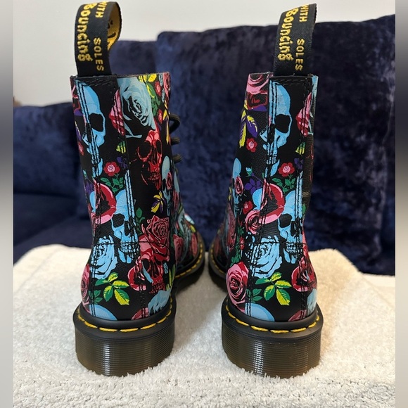 NEW Dr Martens 1460 Pascal Rose Floral Skull Limited Edition - Picture 11 of 15
